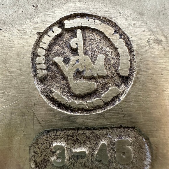 Vintage YM Brass Padlock Trinket Box Hinged Lid Secret Stash Box 3-45 Gold Tone - Picture 7 of 8